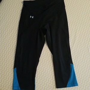 Under Armour running capris